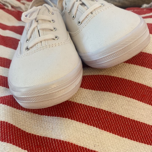 Keds Champion Women’s Canvas Tennis Shoes Size 6.5  NWOB - Picture 6 of 9